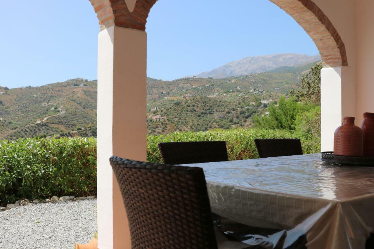 Canillas de Albaida Casa Los Almendros מראה חיצוני תמונה